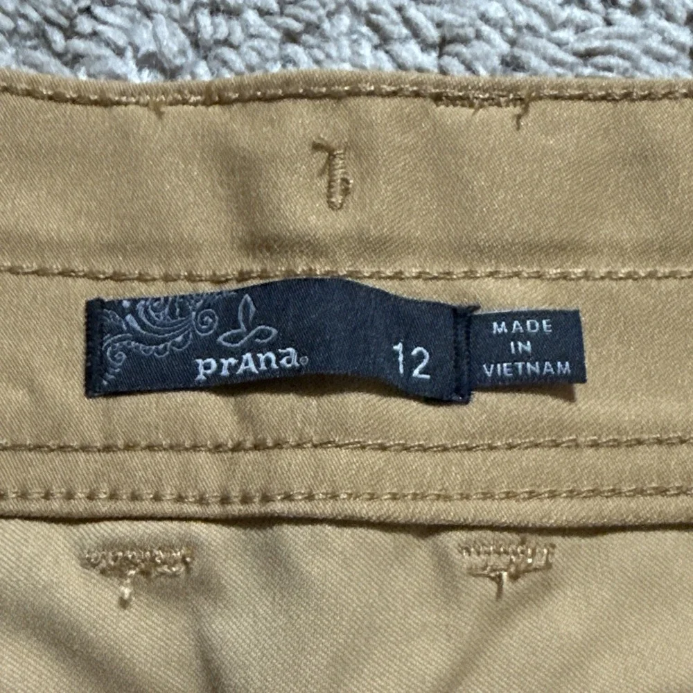 Prana hiking shorts